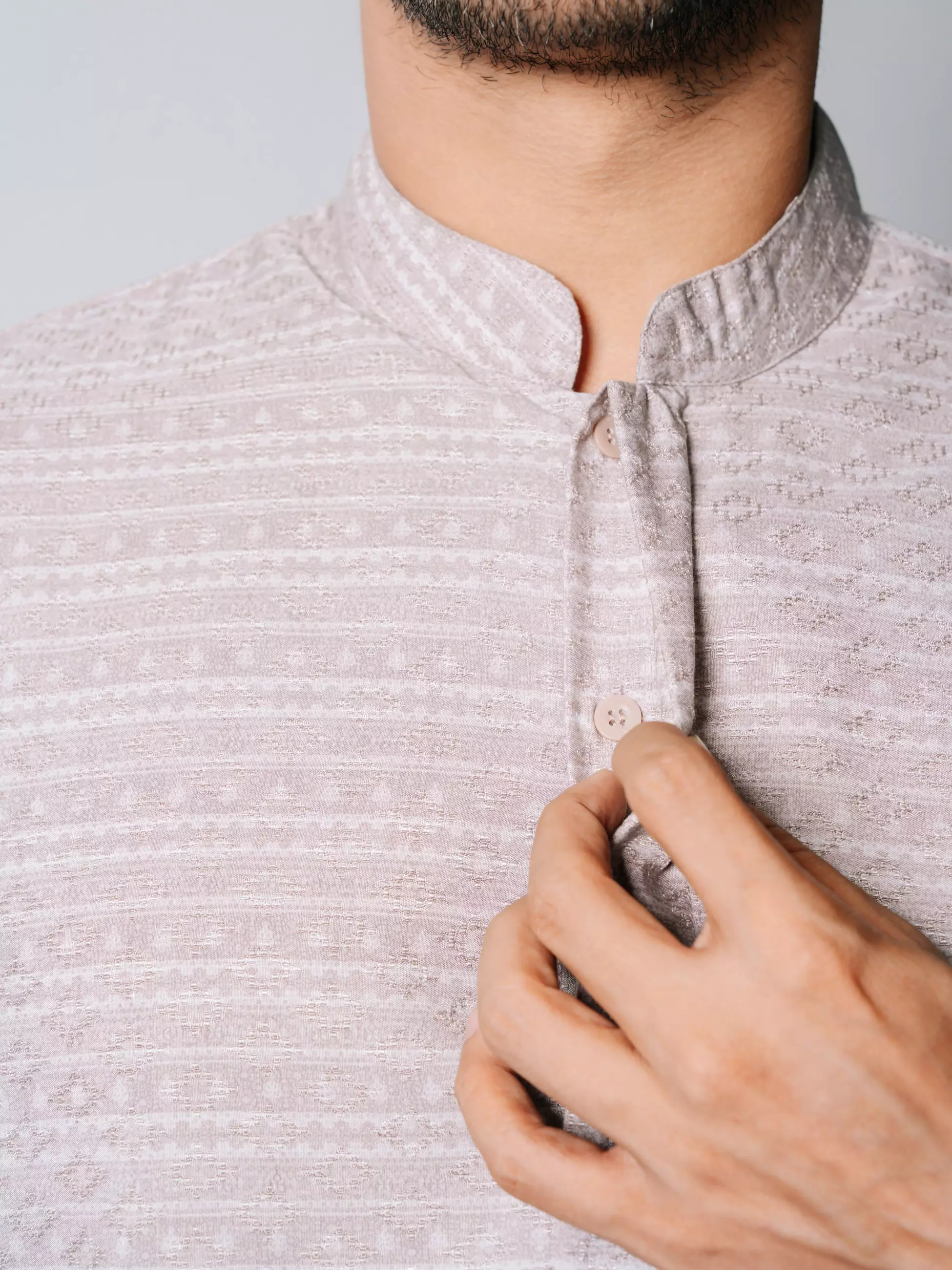 Kanaya Soft Pink Kemeja Batik Koko Pria Furing Lengan Panjang Regular Fit