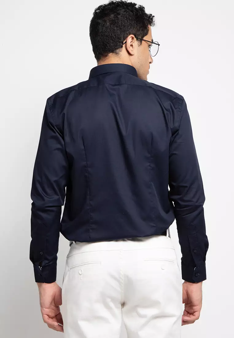 Kemeja Formal Slim Fit