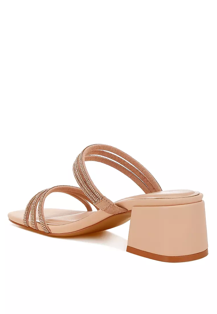 Sandal Slip-On Berhias Berlian Imitasi dalam Warna Nude