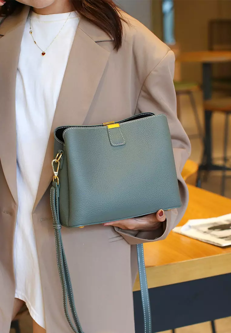 Women's Classic Cowhide Leather Crossbody Bags Tote Bags