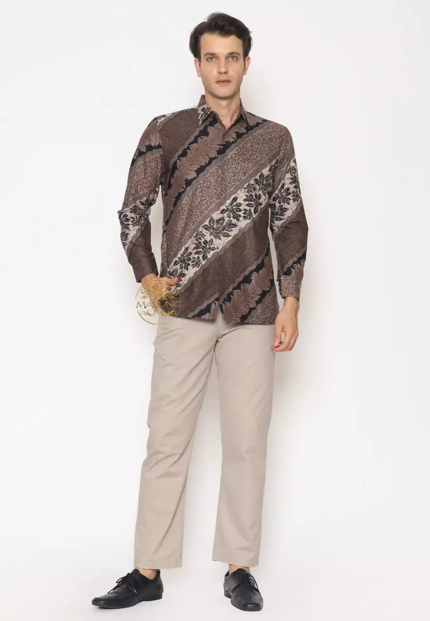 Pancapana Coklat Kemeja Batik Pria Premium Slimfit Modern Lengan Panjang