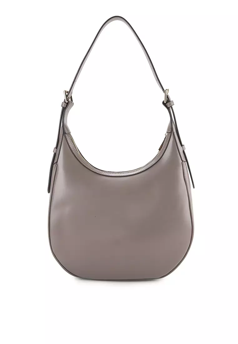 Camelia Hobo
