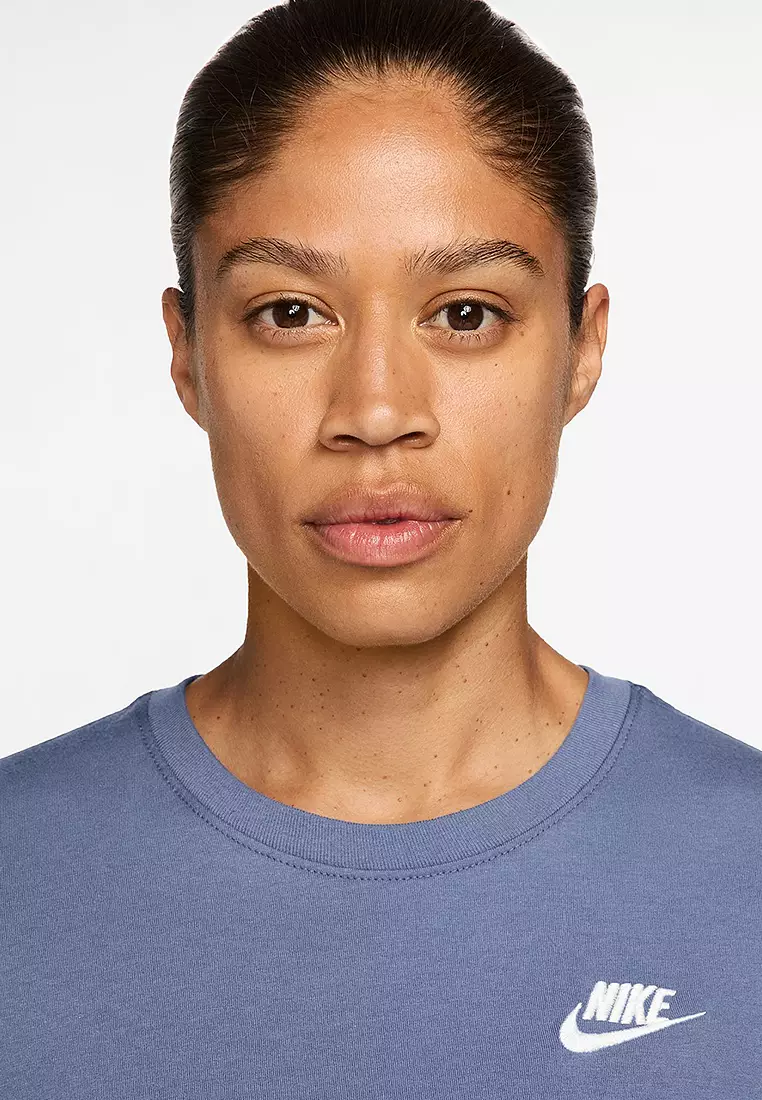 Sportswear Club Essentials Women's T-Shirt