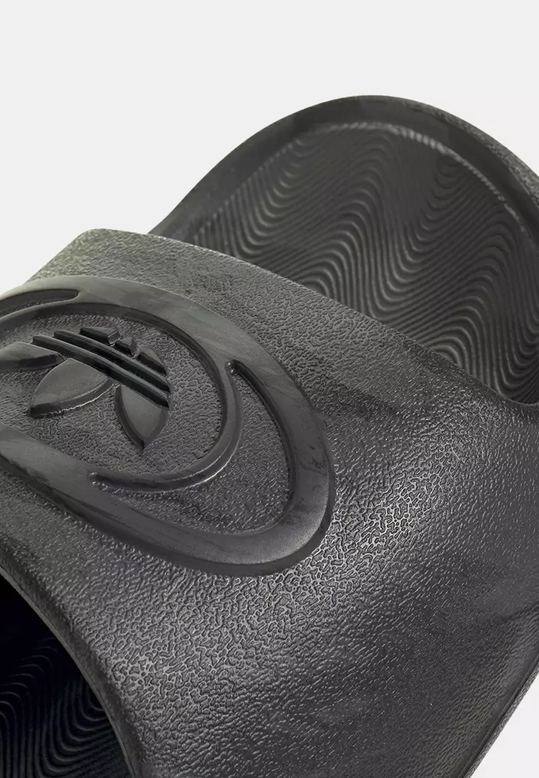 Lifestyle ADILETTE 00s SLIDES Men Grey KK4958