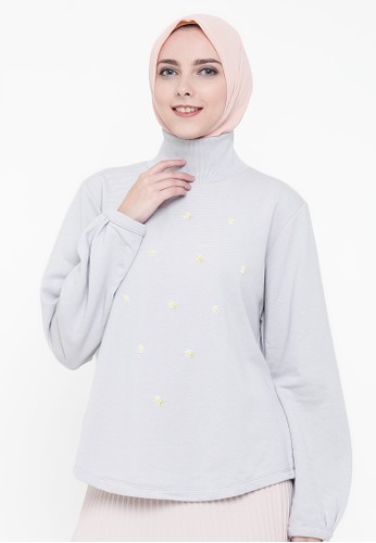 Laiqa Daisy embroidery Top Soft Grey