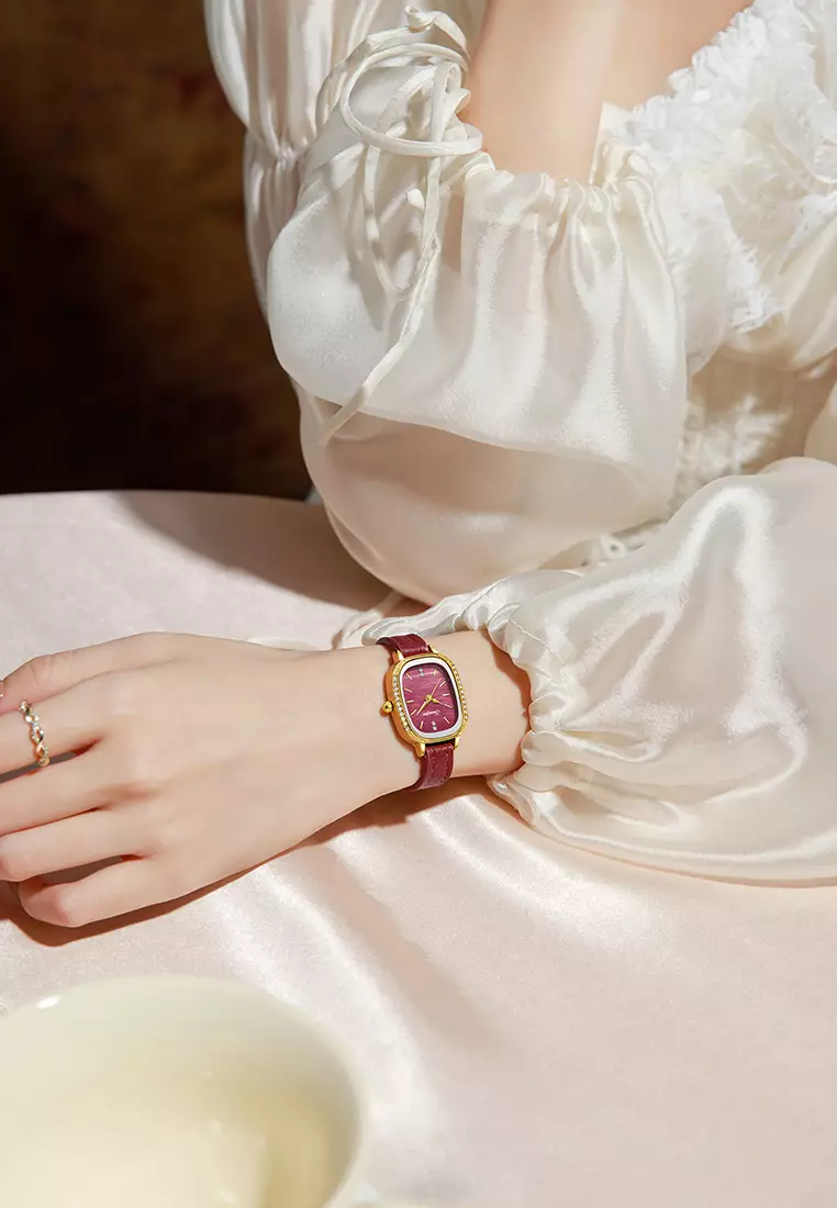 Jam Tangan Wanita Korea Elegan Berlian Vintage Dial Tali Kulit Anti Air Jam Tangan Cewek A002 red