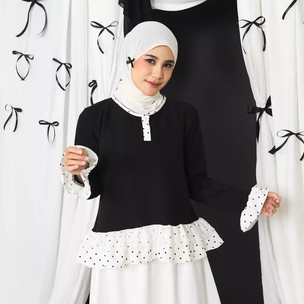 Nira Blouse - Polka Black M19965 R36S5