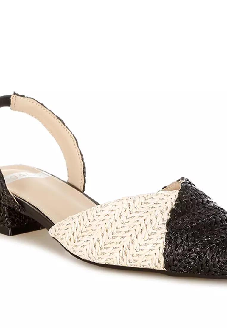 Sandal Slingback Ujung Lancip Warna Hitam