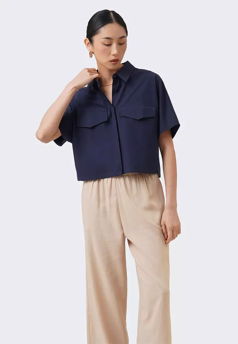Women's Cropped Triangle Flap Pockets Shirt