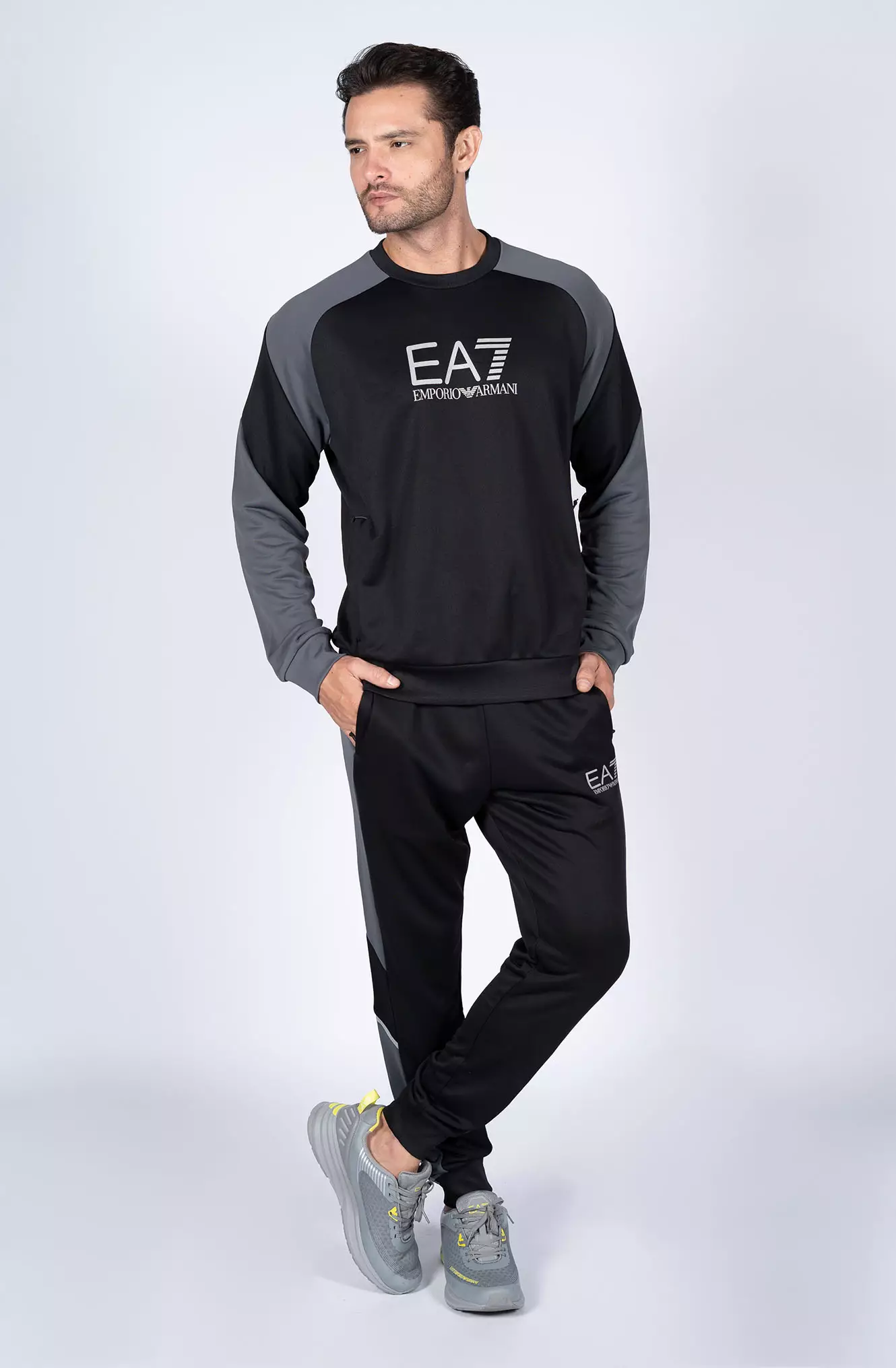 Emporio armani ea7 colour block crew sweatshirt outlet