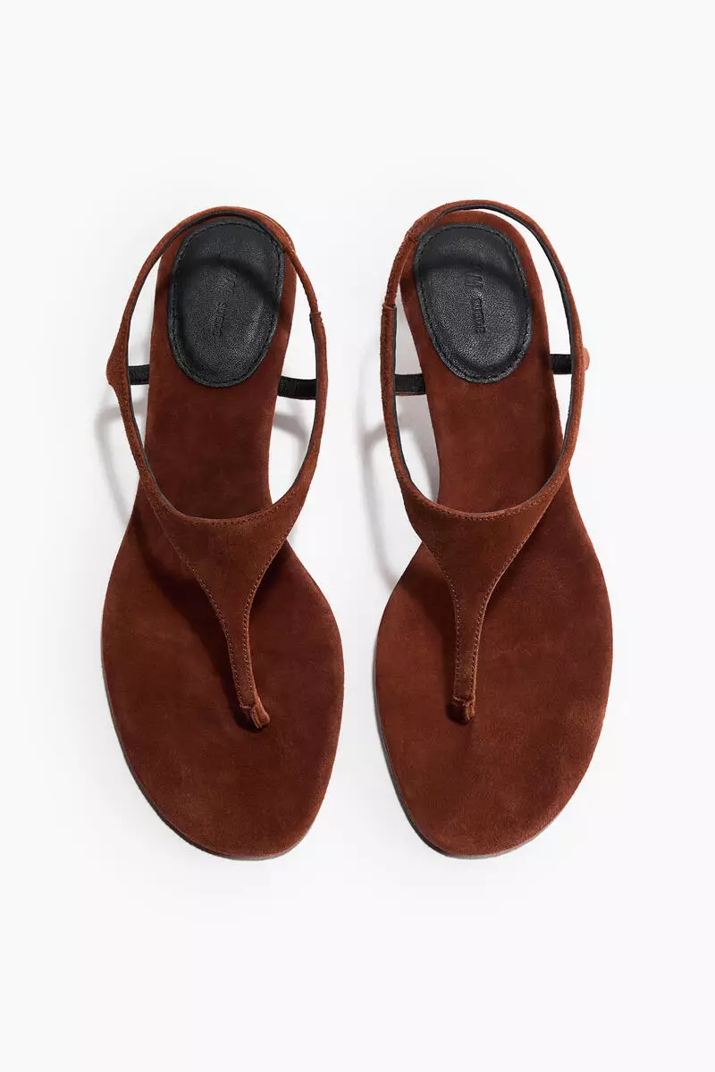 Heeled leather sandals