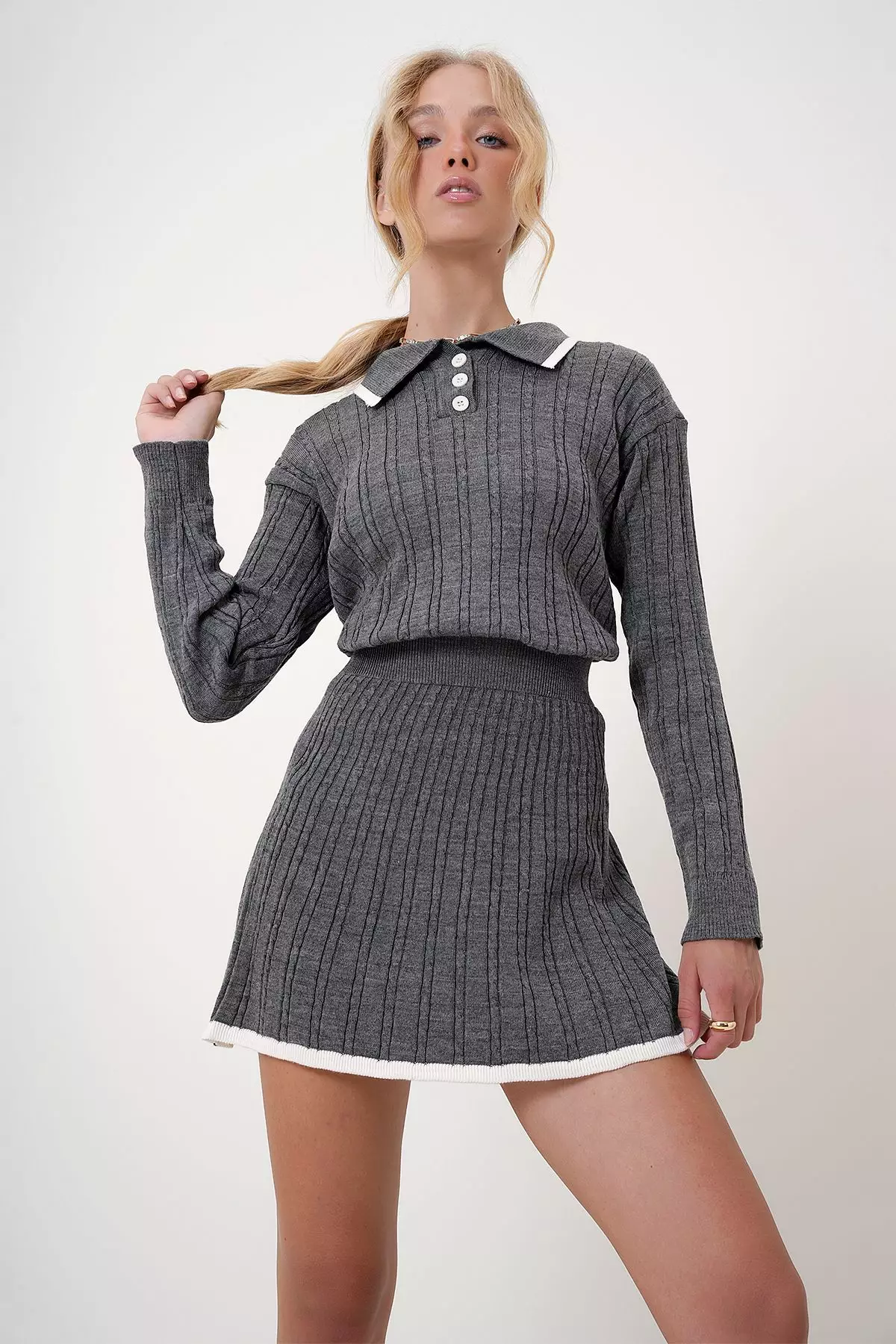 Polo Collar Knitwear Sweater and Skirt Set