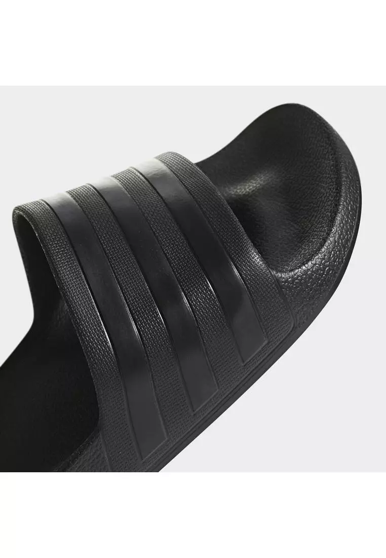 Adilette Aqua Slides