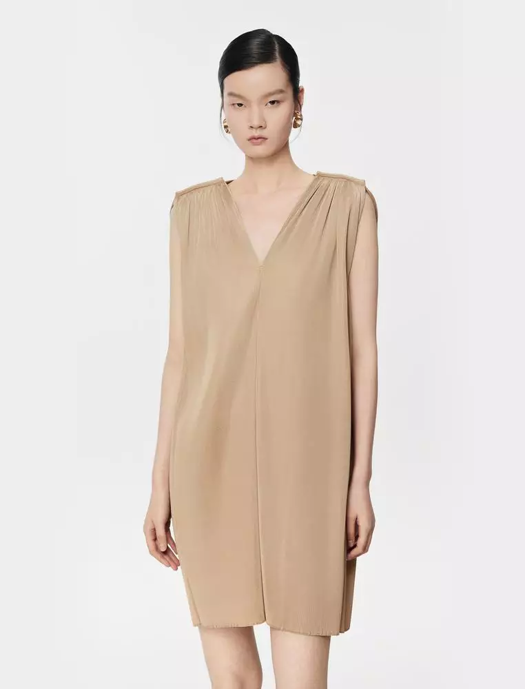 A-Line Pleated Sleeveless Dress