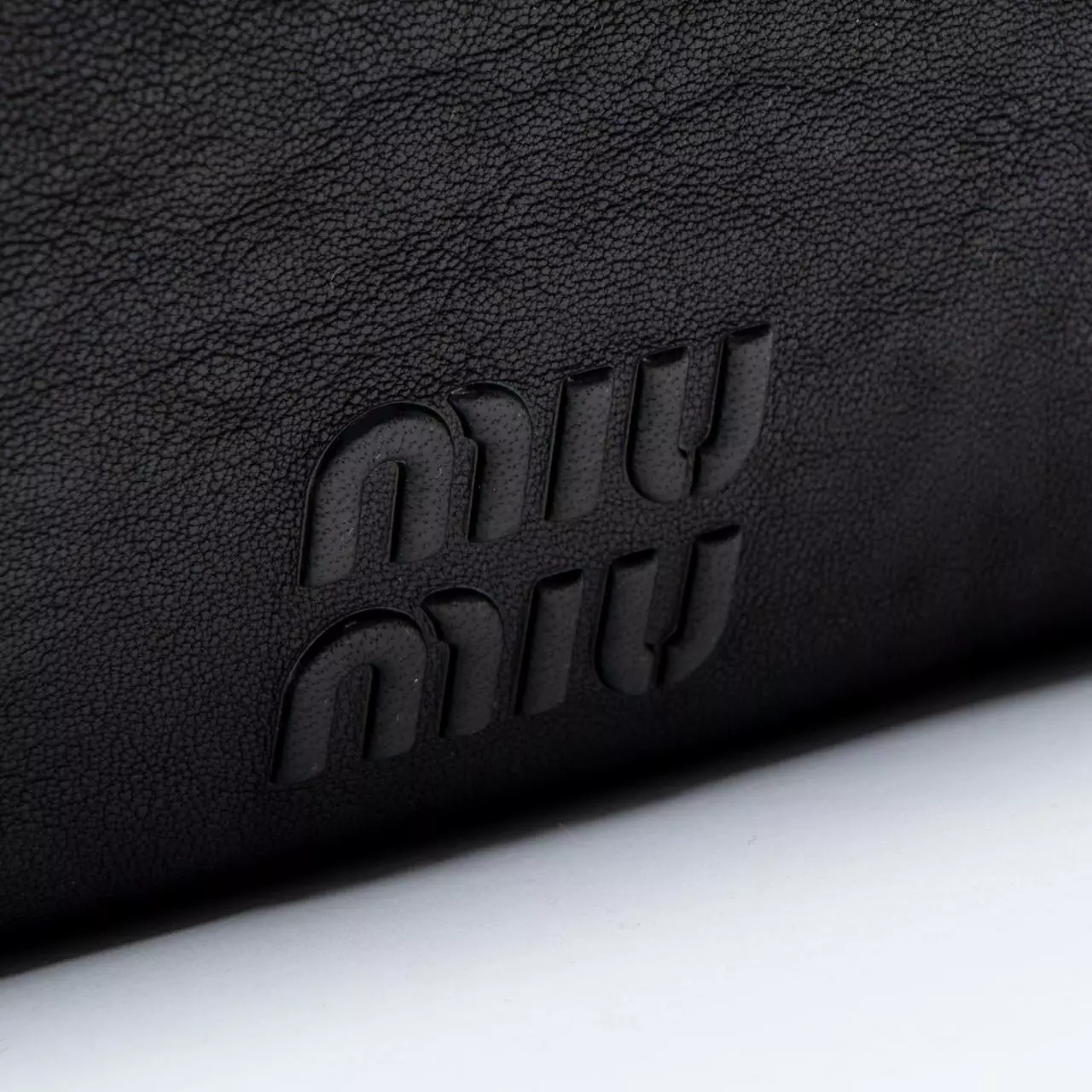 Aventure Medium Nappa Leather Bag Black