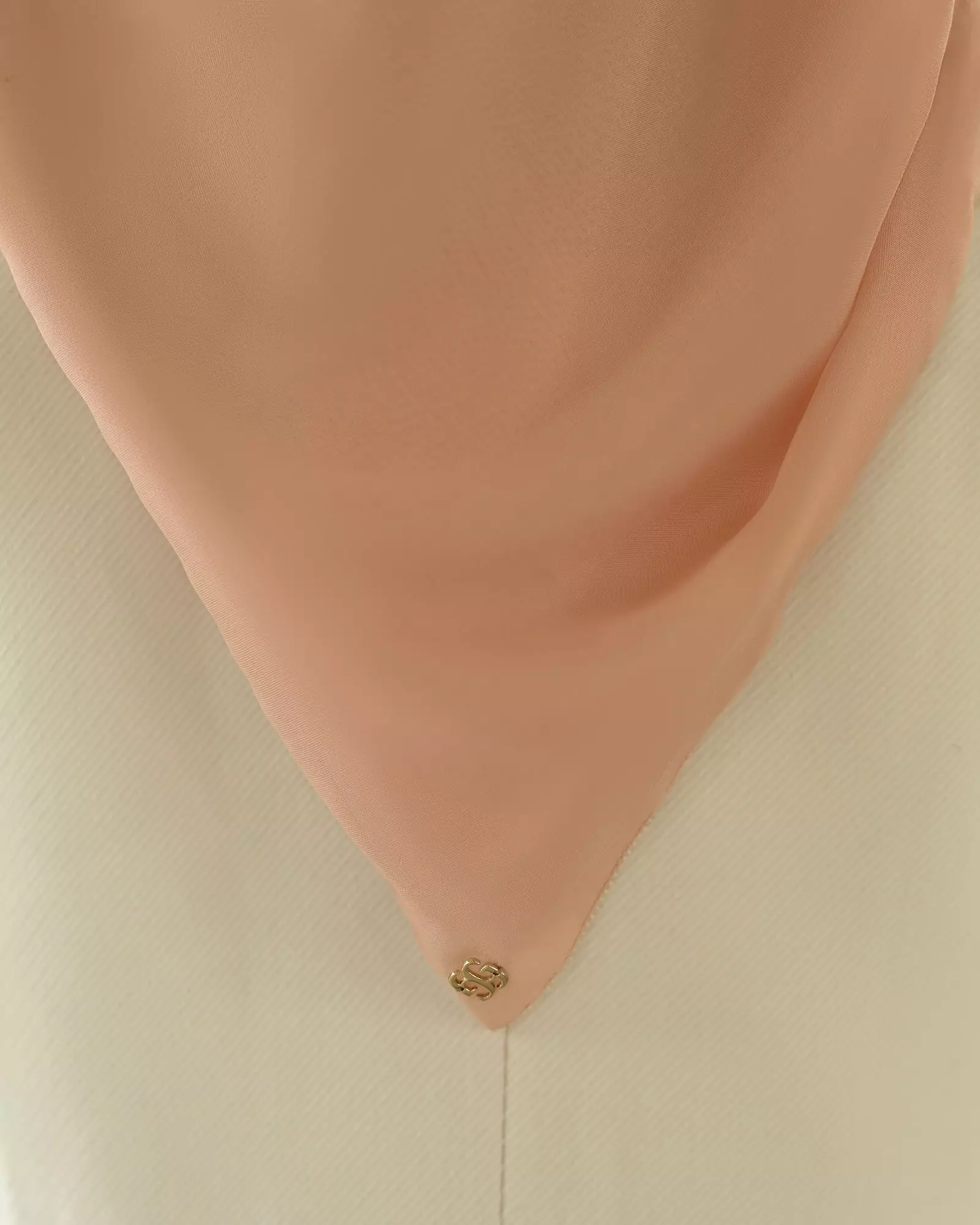 Geulis.id PARIS PLAIN SCARVES - Coral