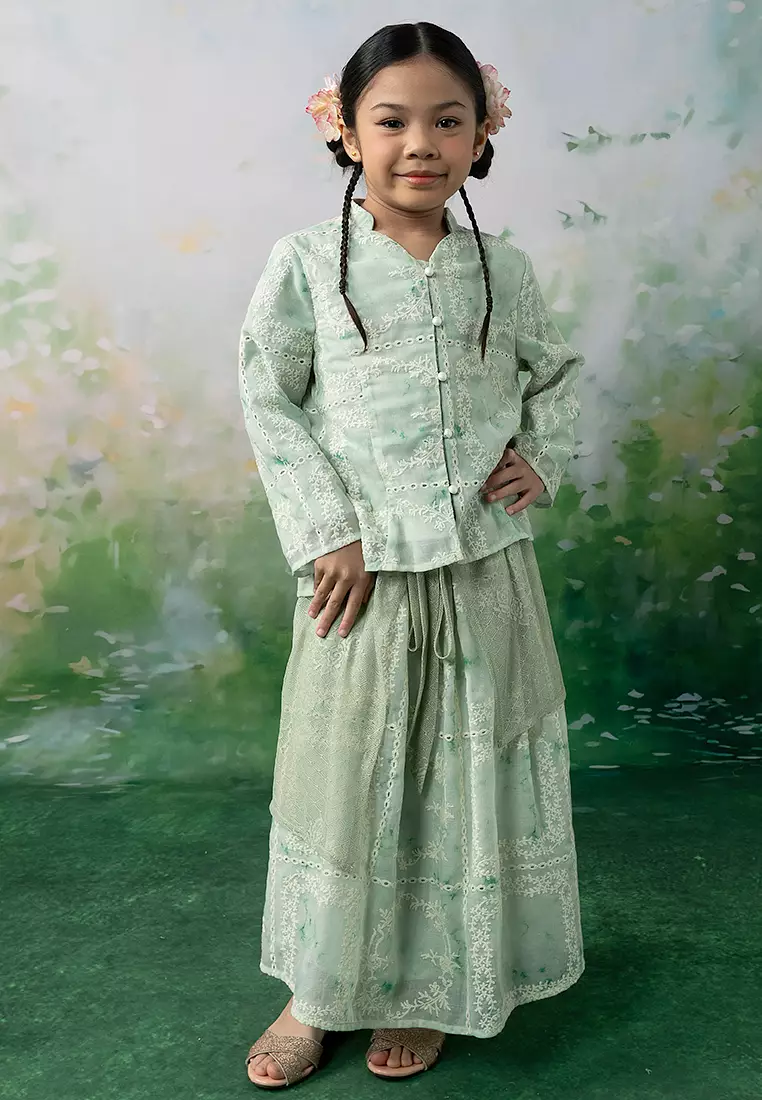 Zephnie Embroidered Set with Flare Skirt