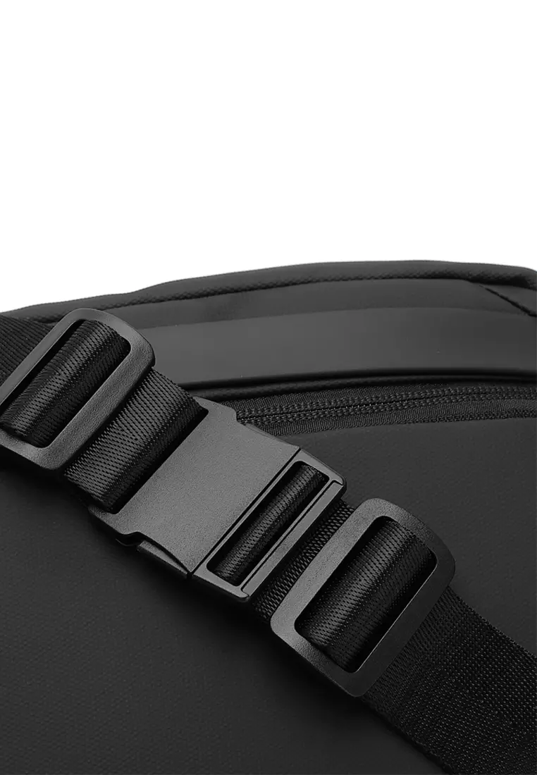 Men's Chest Bag / Sling Bag / Crossbody Bag - Navy