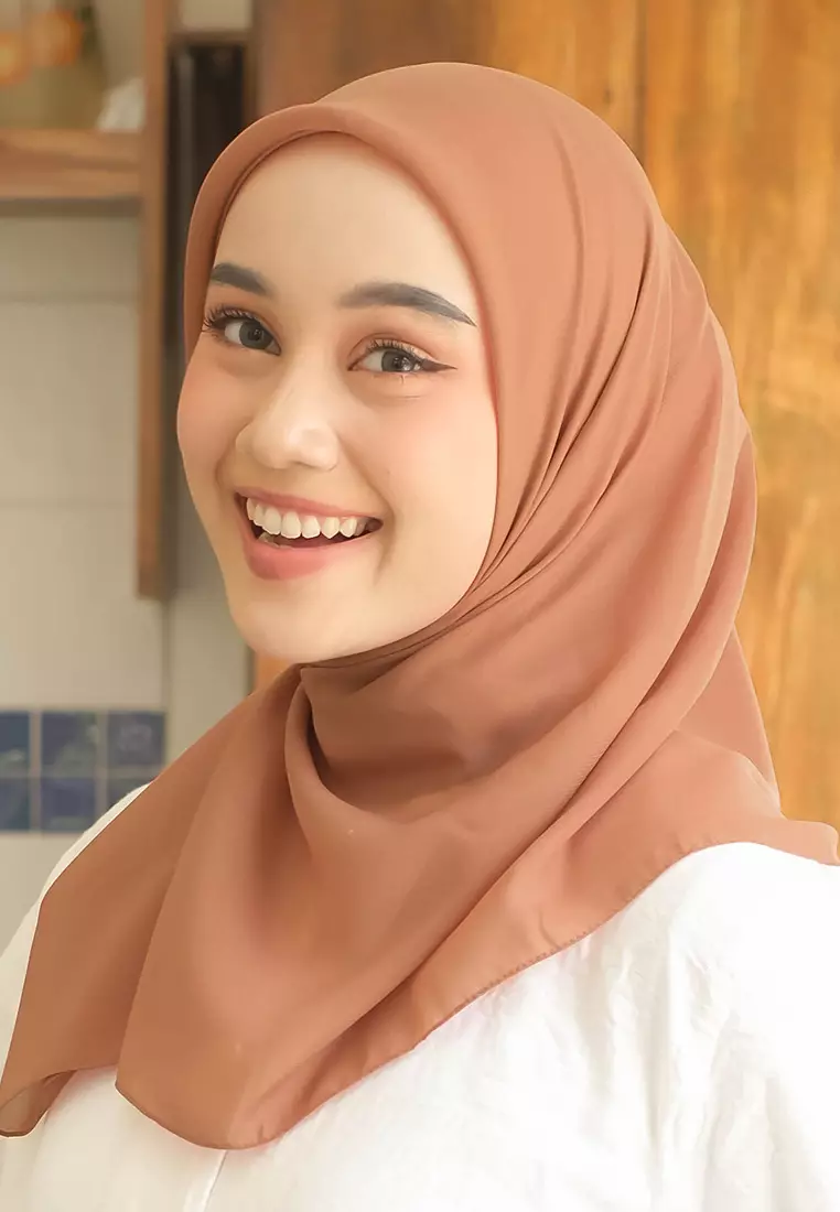 Polly Cotton (Hijab Segiempat Bella Square) Terracotta