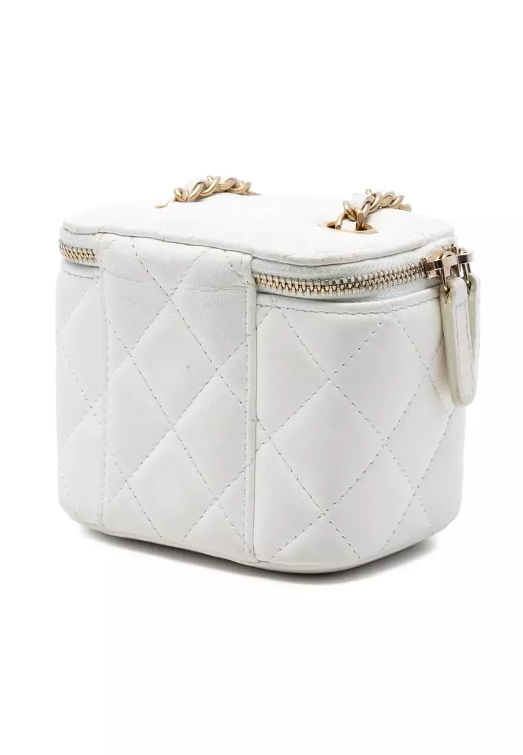 Pre-Loved Chanel Mini Quilted Lambskin Pearl Crush Vanity Case With Chain