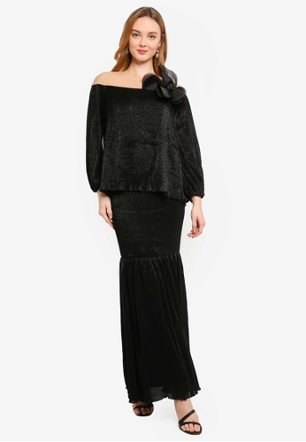 Embellished Puff Sleeves Flare Kurung from Lubna in Black