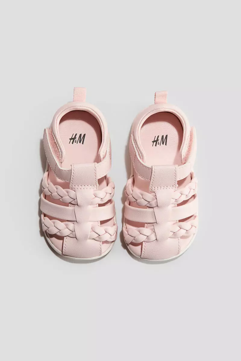Fisherman sandals