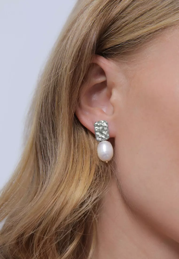 Elegant Dangle Earrings