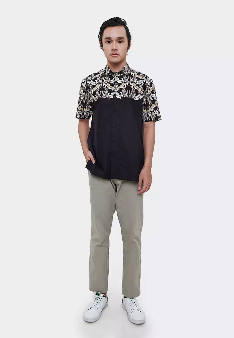 Manzone kemeja lengan pendek Konrad - black