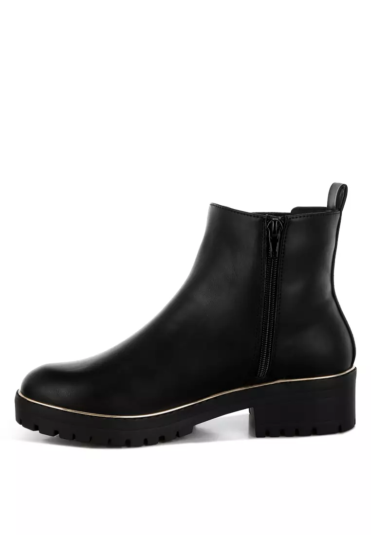 Chunky Buckle Detail Ankle Boots in Black