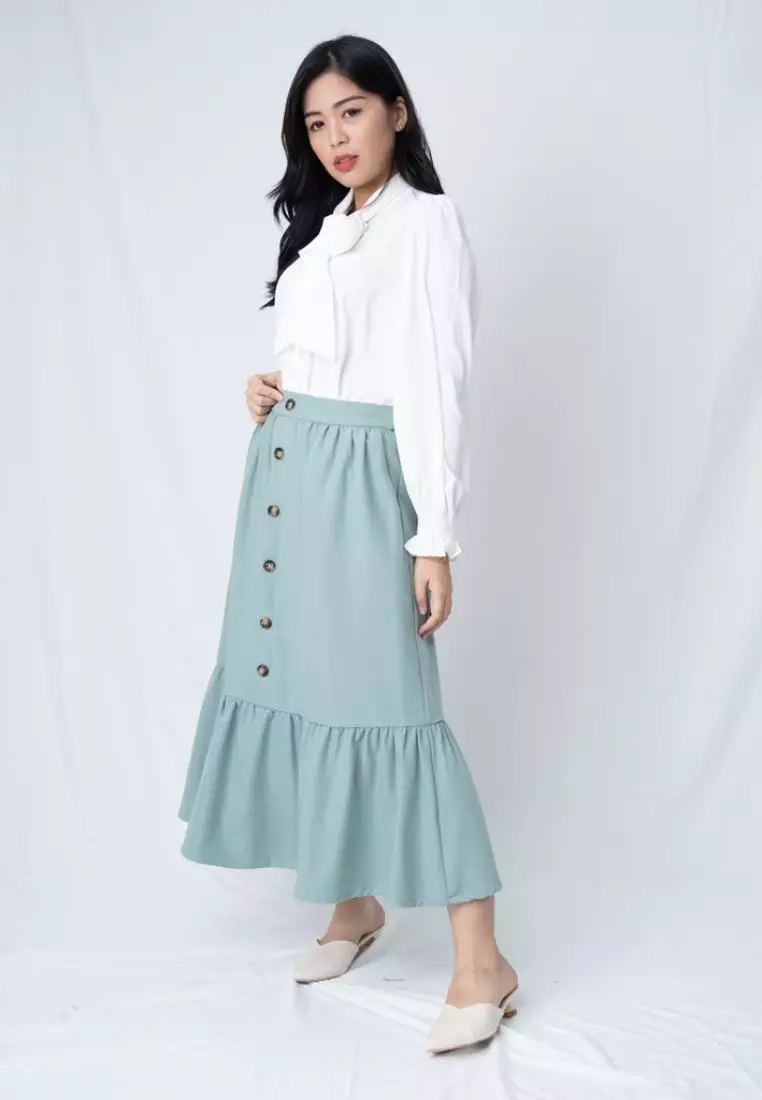 Green skirt outfit jojo store