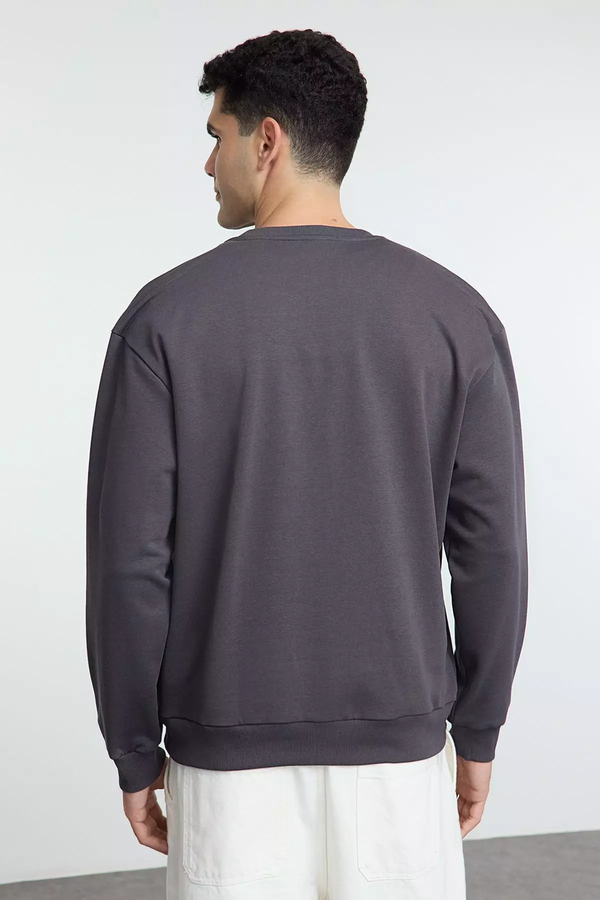 Anthracite Oversize/Wide Cut Embossed Text Printed Non-raised Sweatshirt TMNAW25SW00048