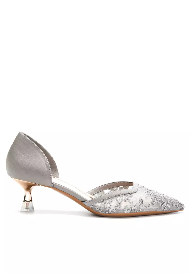Discount on Twenty Eight Shoes  shoes - SKU: 5cm Mesh Fabric Pointy Hollow Pumps Xj778-31