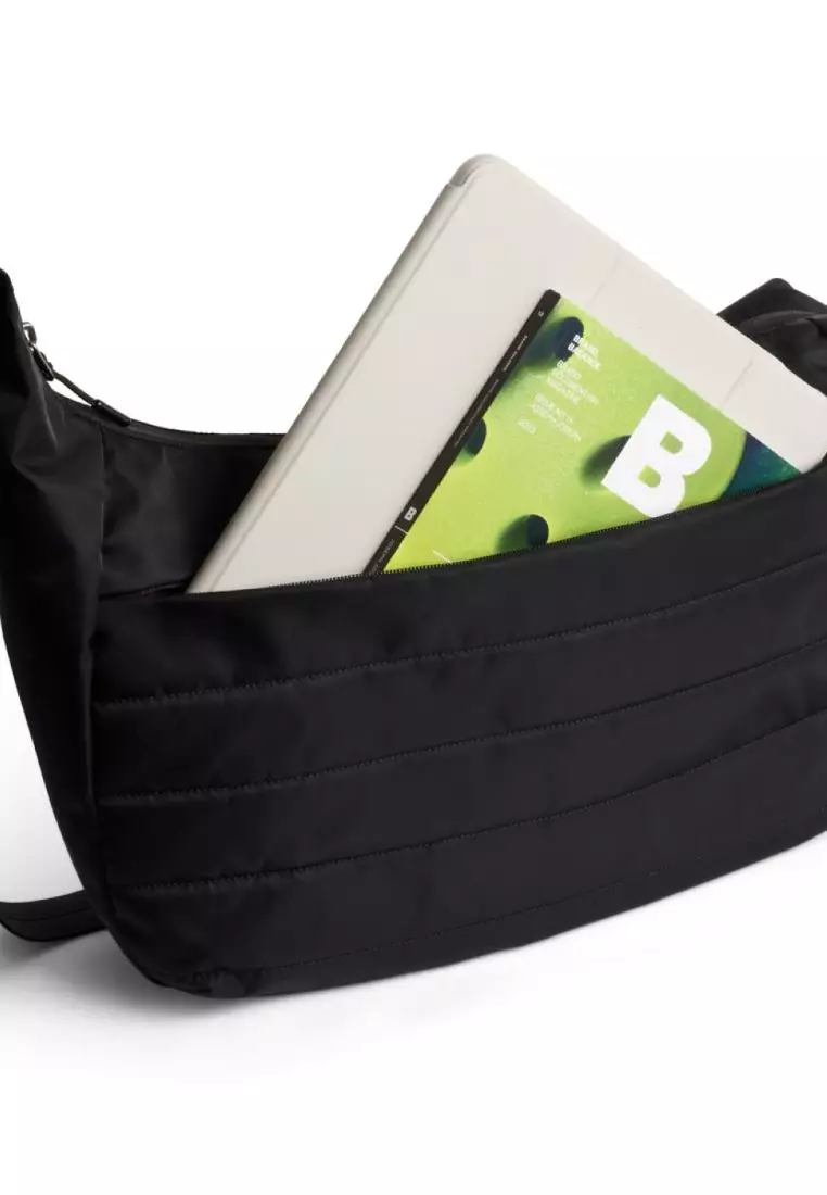 Bellroy Laneway Crescent Bag 12L - Ink