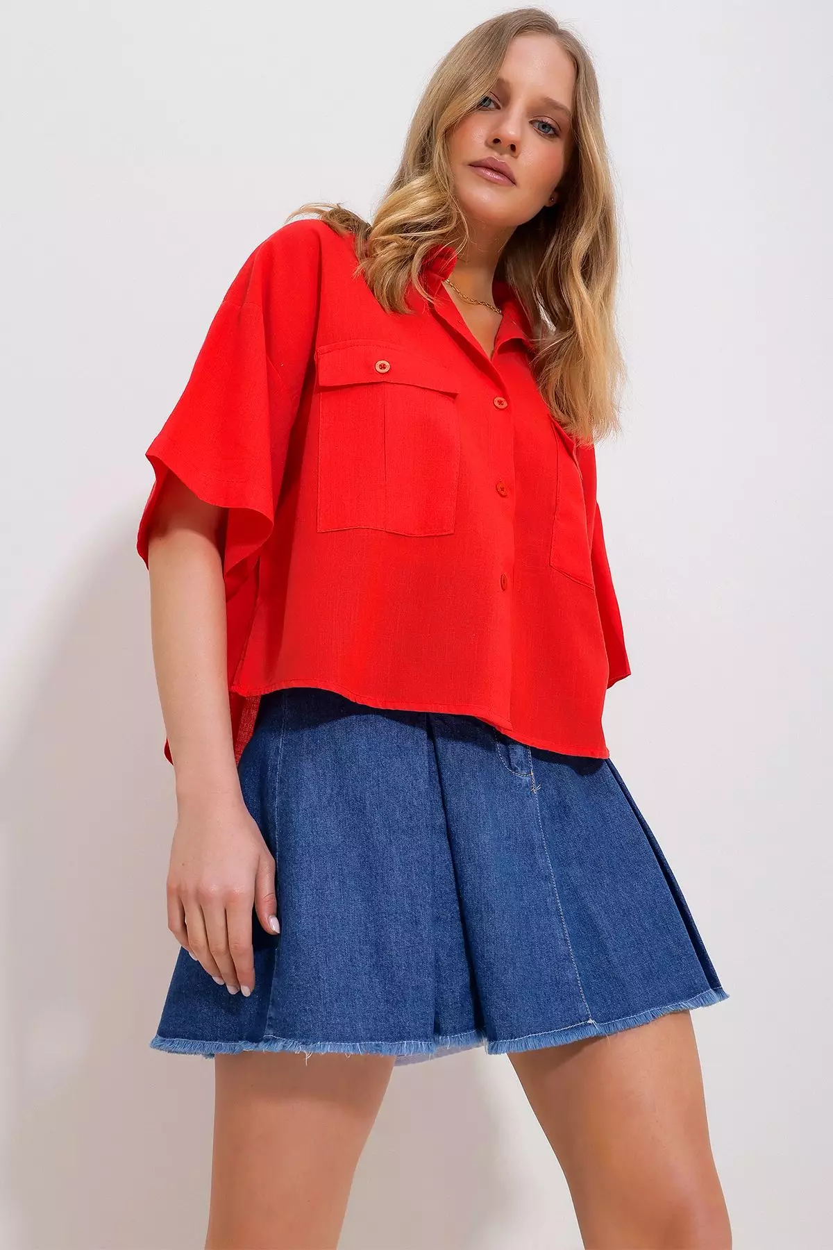 Women's Coral Double Pocket Half Sleeve Linen Shirt