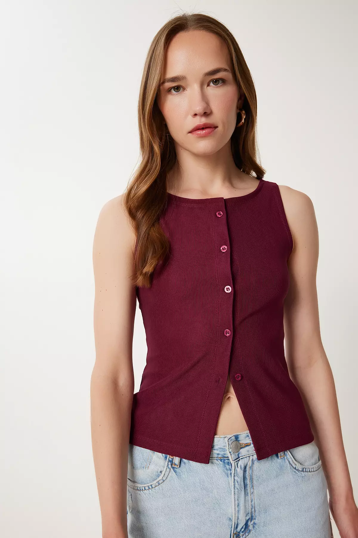 Women's Burgundy Buttoned Flexible Corded Knitted Vest Zv00325