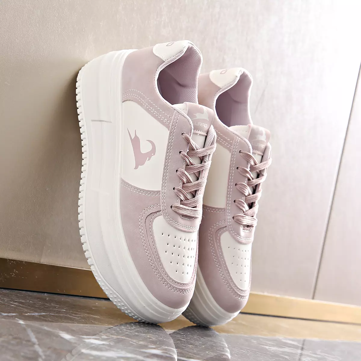 Sepatu Wanita Warna Soft Sneakers Cewek OOTD Fashion WL2491