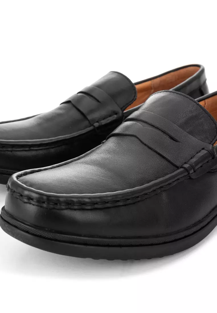 Quinton Black Slip-on Loafers