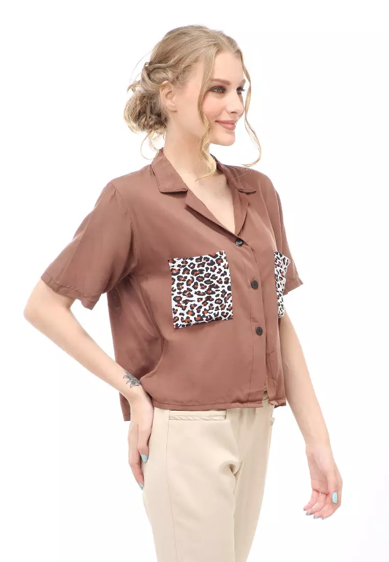 Holly Atasan Kasual Kemeja Wanita 2 Kantong Lengan Pendek Material Rayon ORIGINAL - Brown