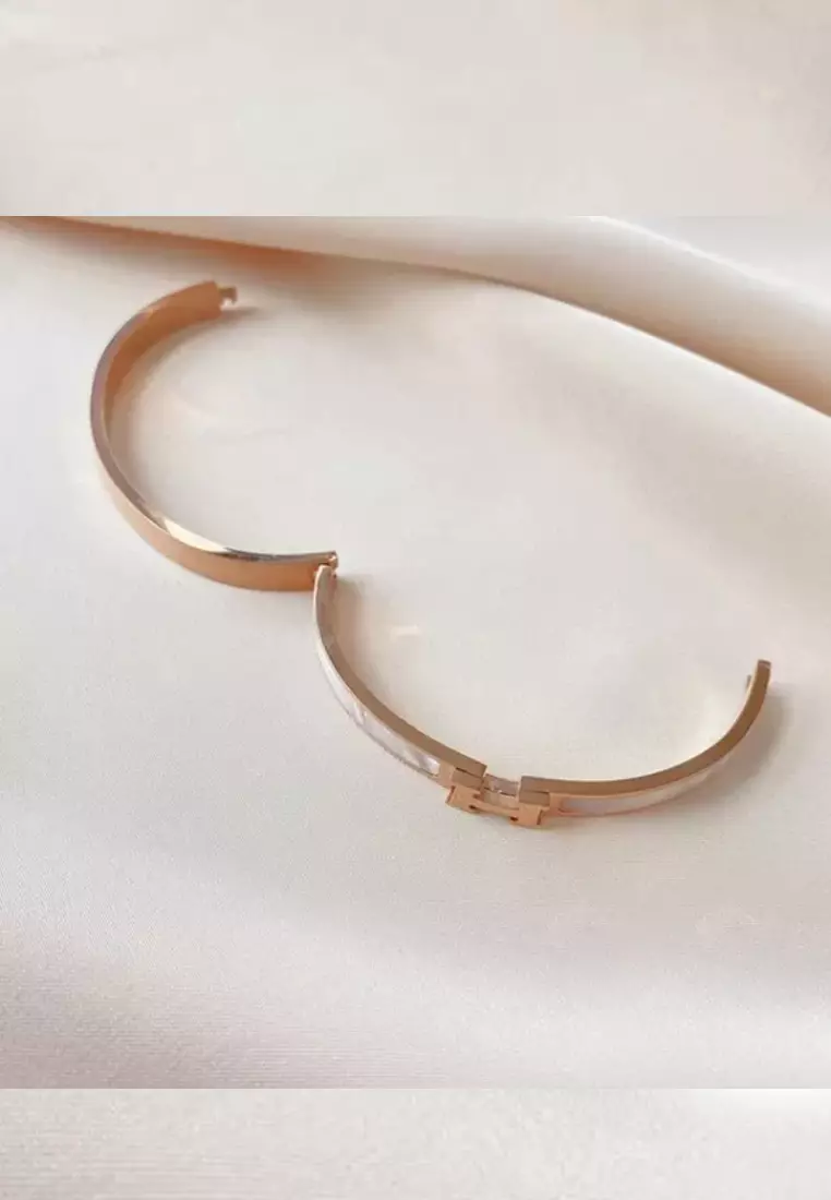 Caterina Mother of Pearl Bangle in Gold