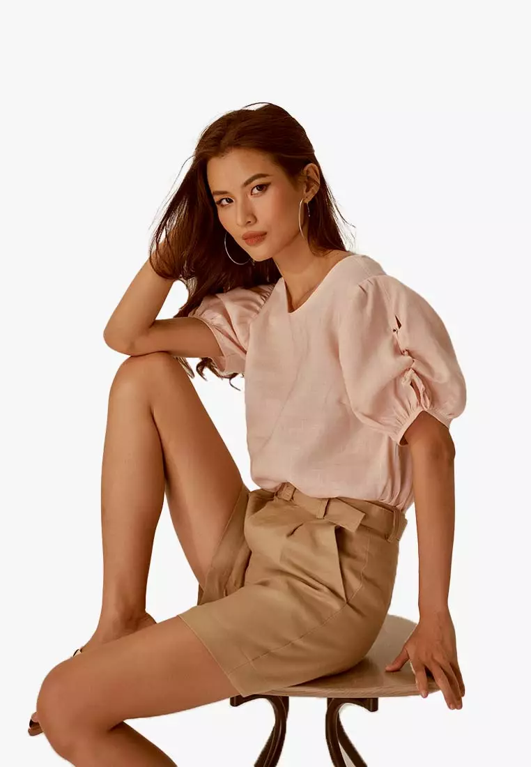 Becoming Unveil Linen Short