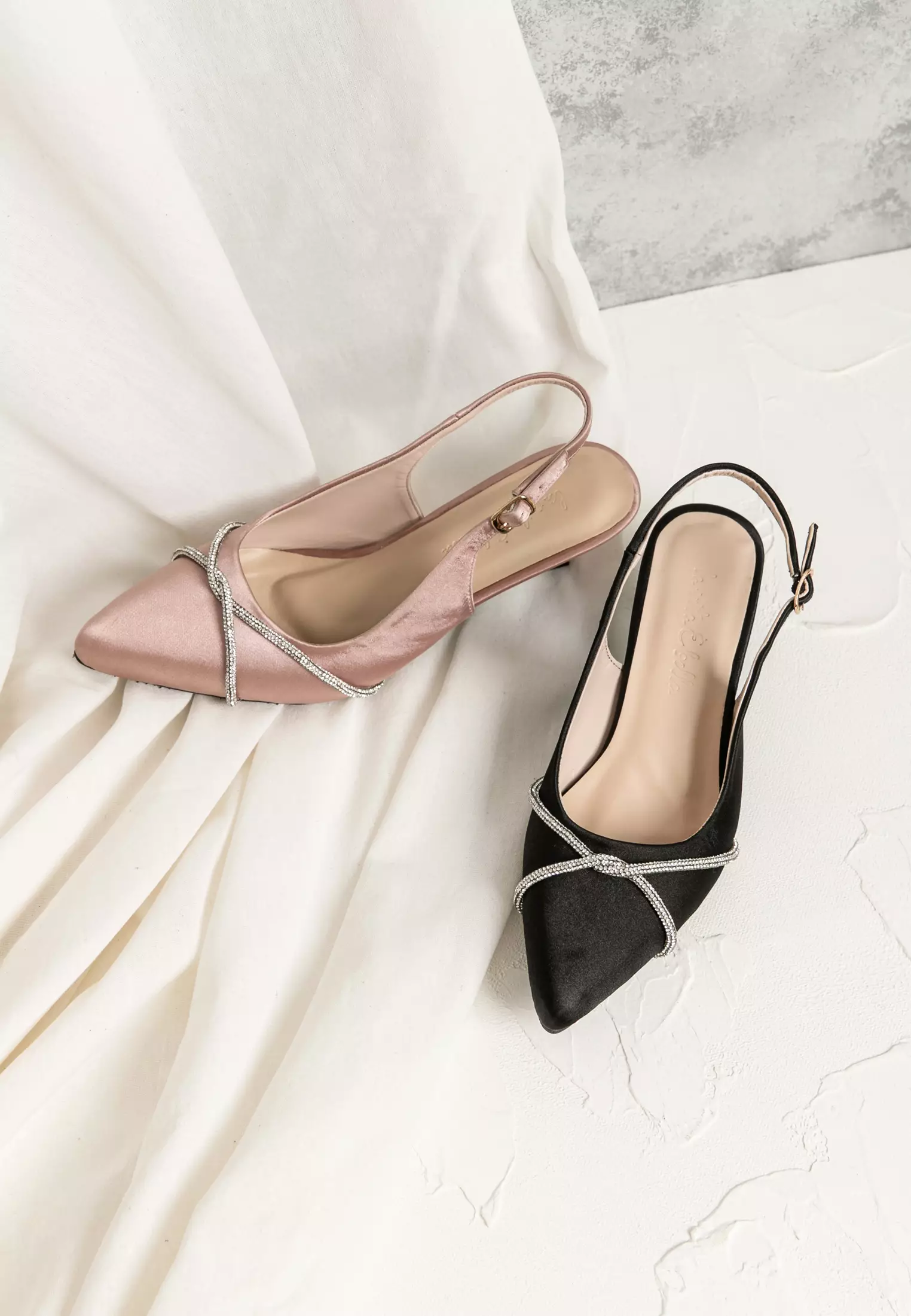 Quinn Pointed Toe Slingback Kitten Heels Sepatu Wanita Pesta