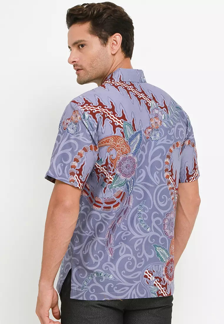 Kasta Brahma Abu Lengan Pendek