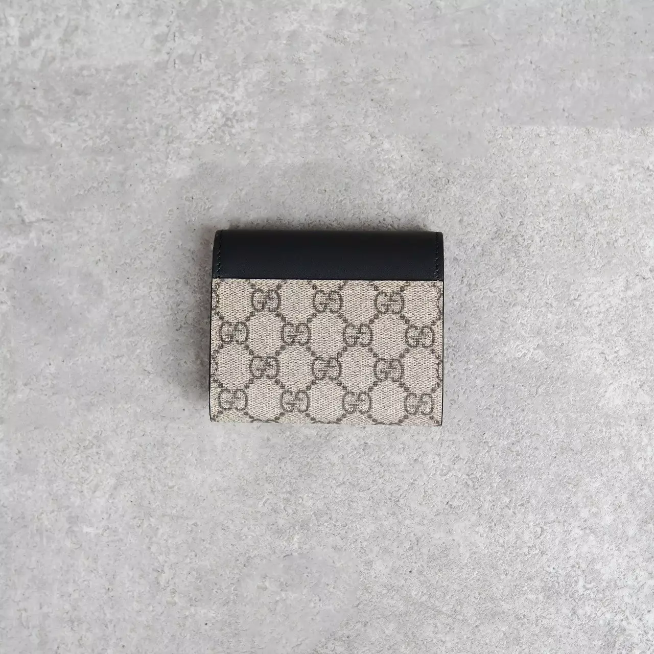 Dompet GUCCI GG MONOGRAM BEIGE BLACK LEATHER FLAP TRIFOLD WALLET 100% ORIGINAL