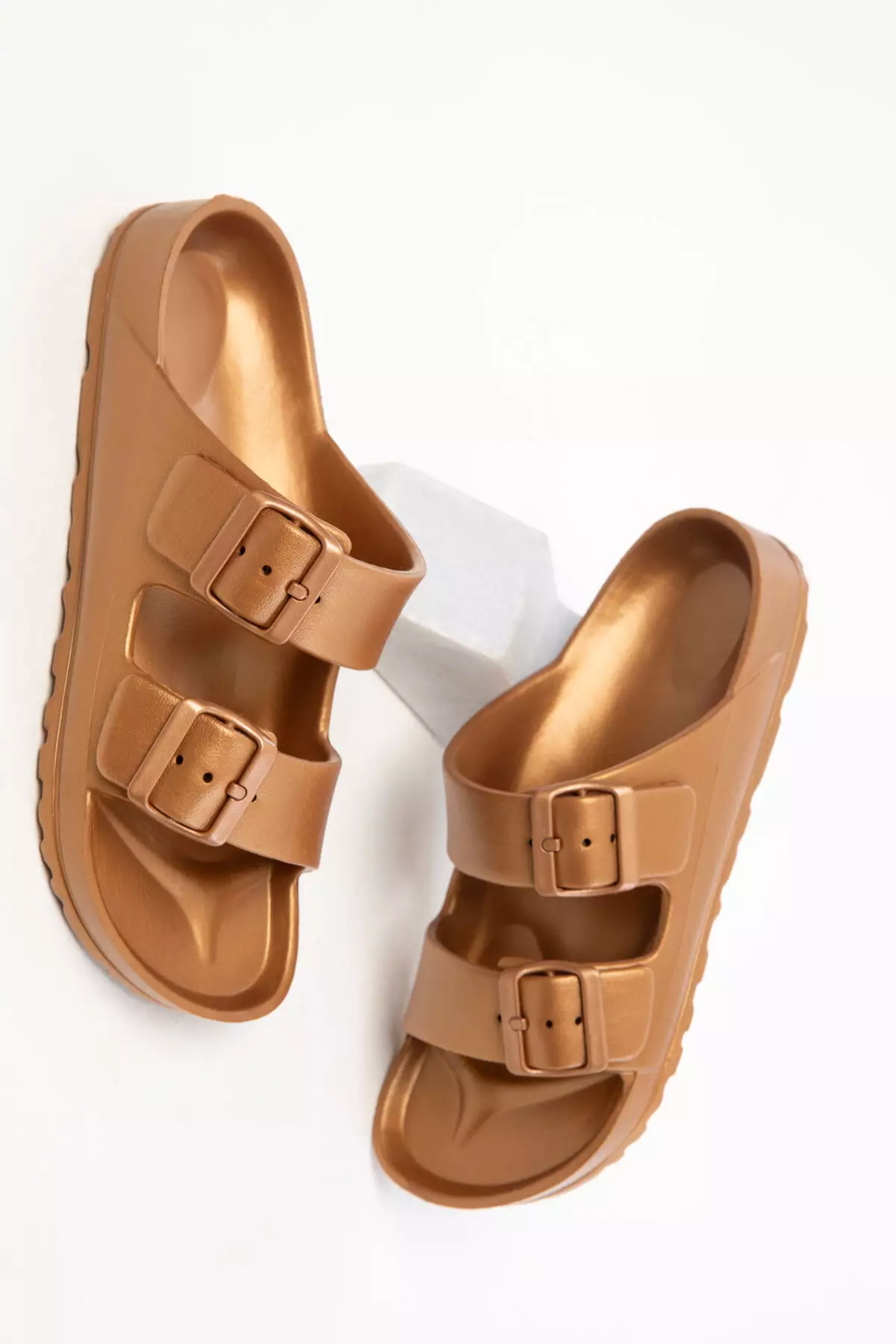 16179 Women's Gold Slippers