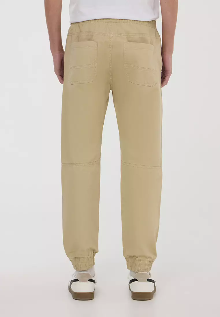 Man Long pants