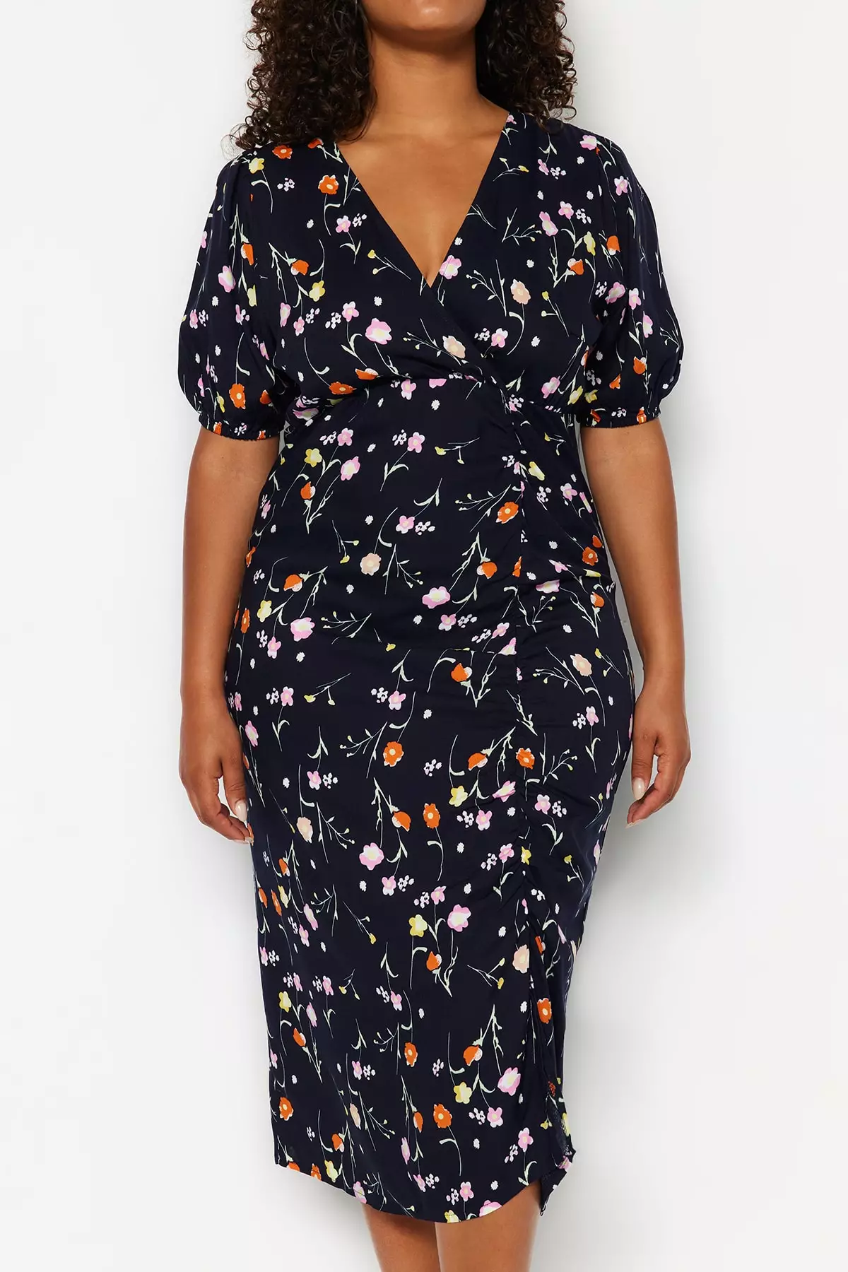 Buy Trendyol Plus Size Floral Pattern Midi Dress 2024 Online ZALORA