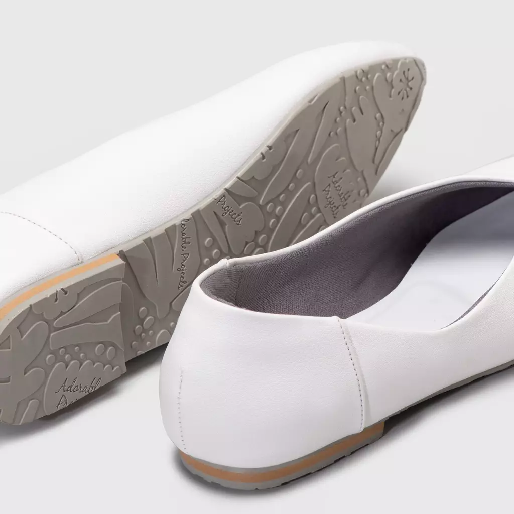 Alani Flat Shoes White