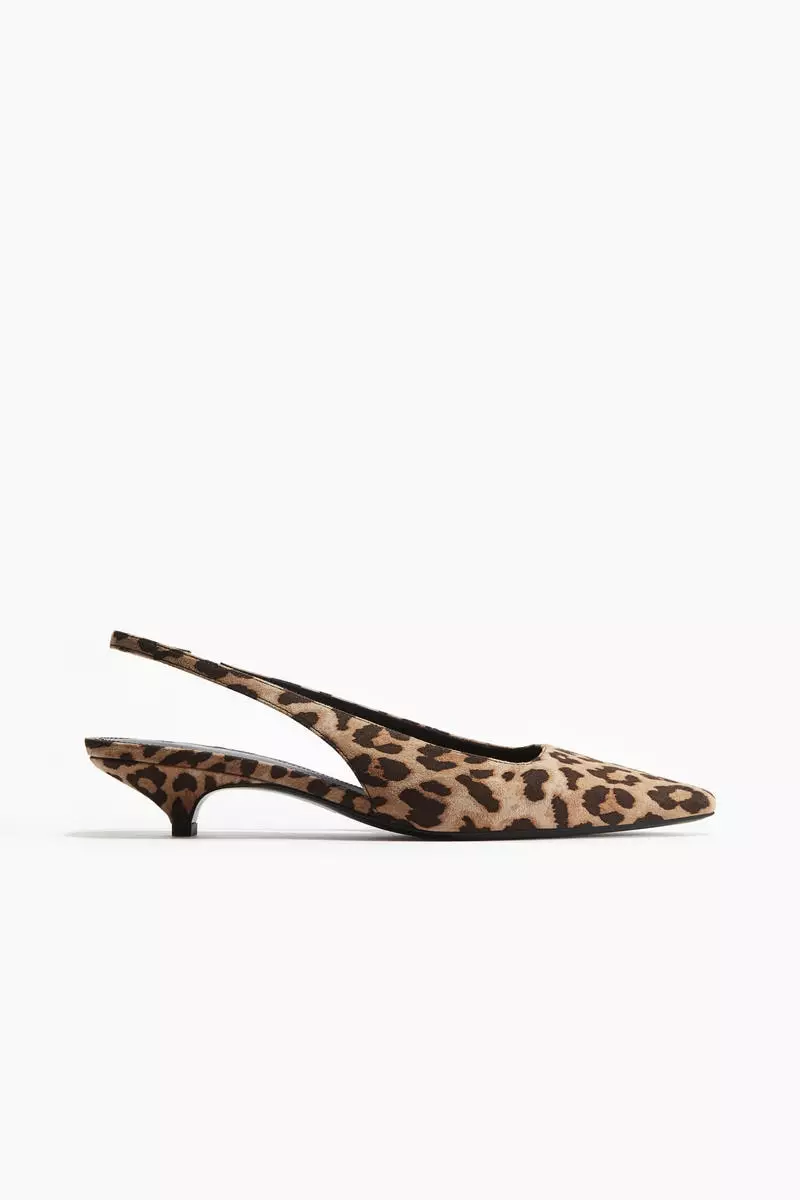 Discount on H&m  shoes - SKU: Pointed Slingbacks