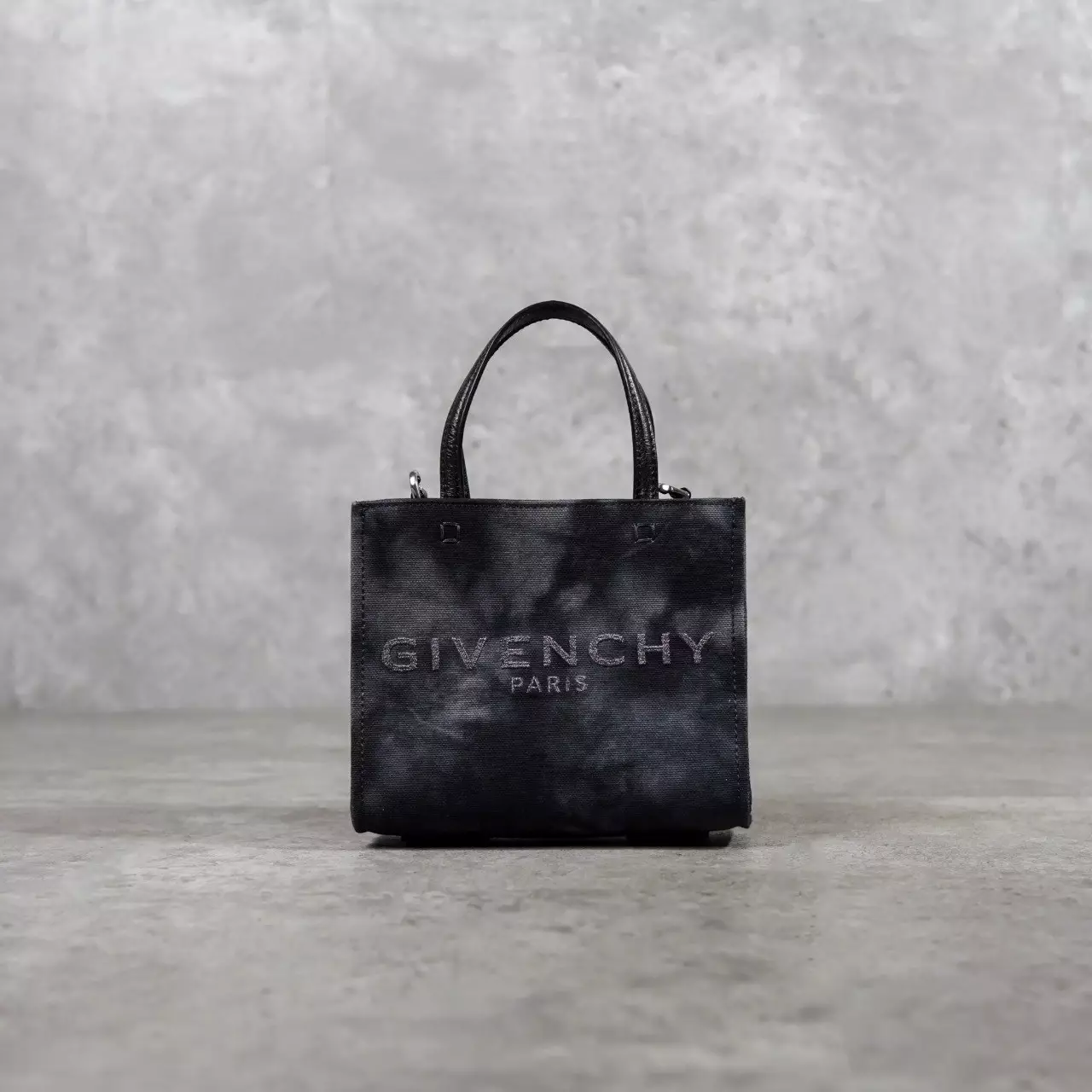 Tas GIVENCHY 4G EMBROIDERY WASHED BLACK TOTE BAG WITH LS SMALL 100% ORIGINAL