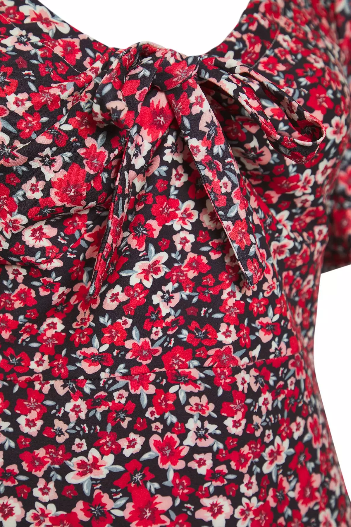 Plus Size Floral Puff Sleeve Dress